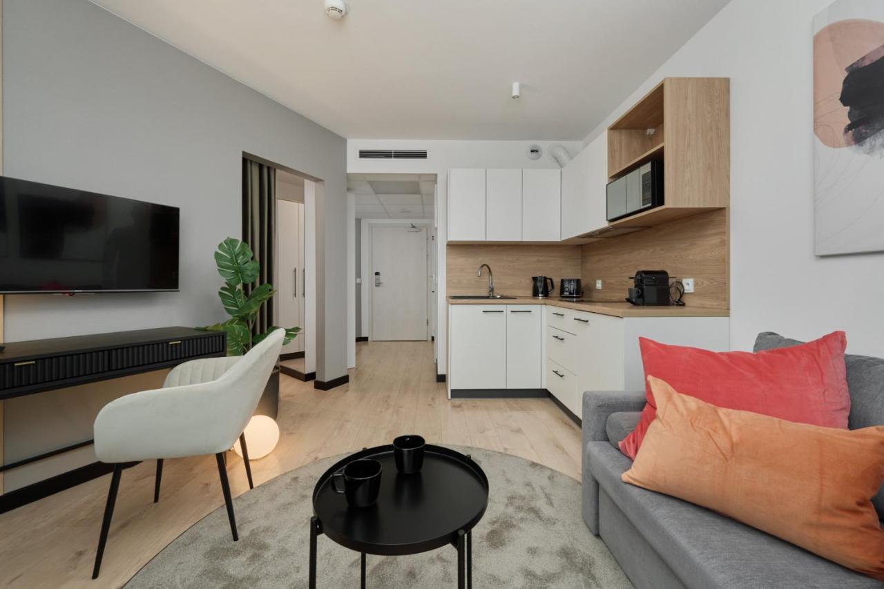 Wroclavia Apartments Dyrekcyjna By Noclegi Renters Wroclaw Bagian luar foto